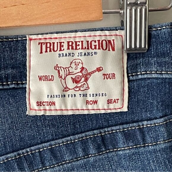 True Religion HALLE HR SN BUTTON FRONT Size 28 In Dark Wash Exposed Button NWT - Picture 12 of 16